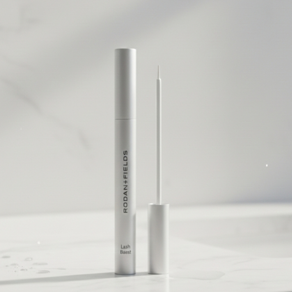 Rodan + Fields Lash Boost Serum New - Picture 2 of 3
